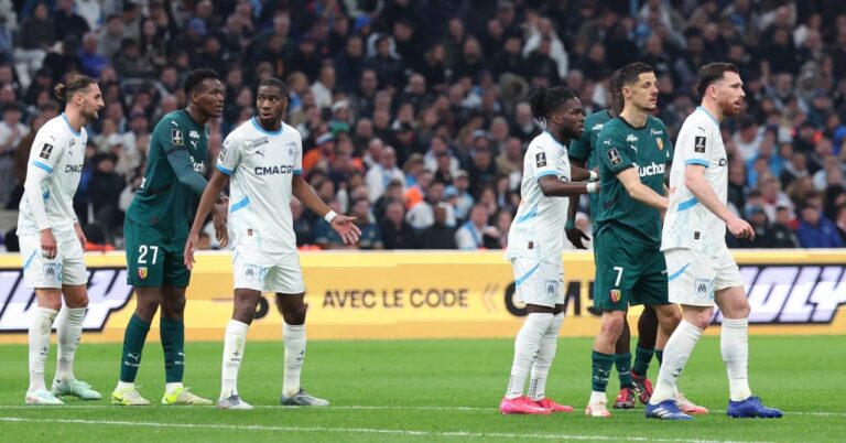 Lens knocks OM in the final seconds!