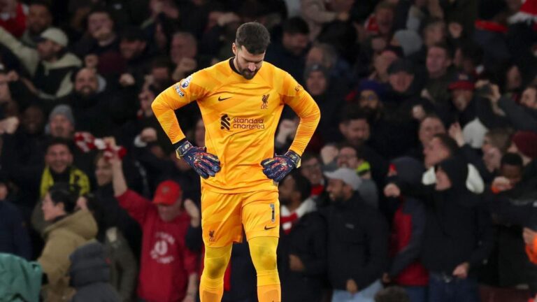 Liverpool: the big ball of Alisson Becker against Southampton