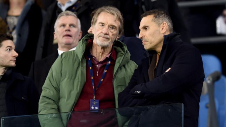 Manchester United: new demonstration of supporters against club owners