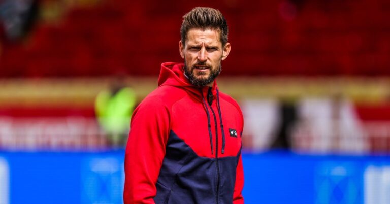 "Not a hand error", Costil defends Donnarumma!