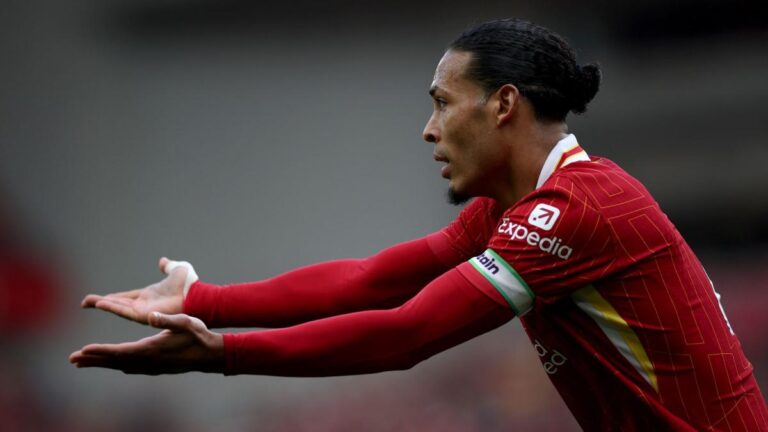 PSG trolges a supporter of Liverpool