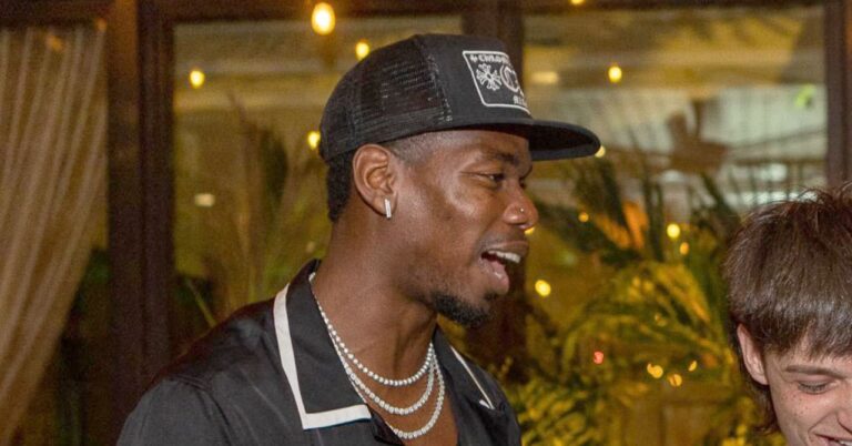Paul Pogba in the Corinthians, fans ignite