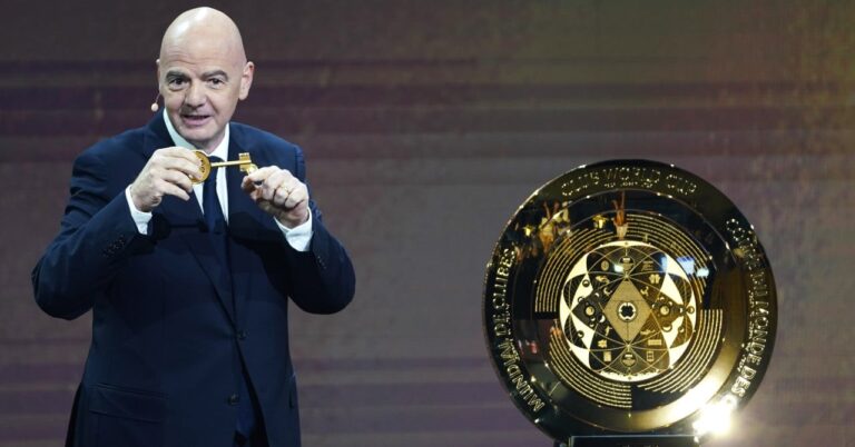 Thunderbolt on the World Cup