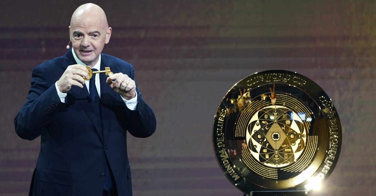 Thunderbolt on the World Cup
