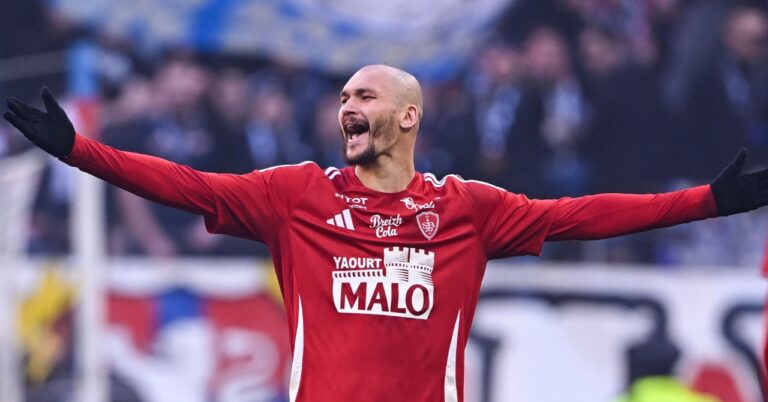 Toulouse-Brest live: the chain, the stream and the official compos