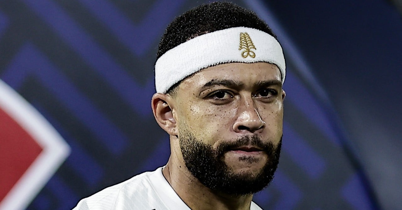 Depay exaggerates far too