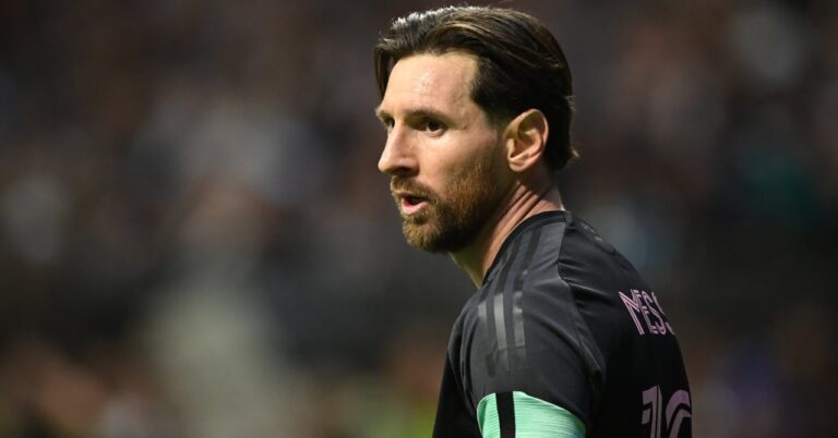 Ashamed ! A US legend attacks Lionel Messi