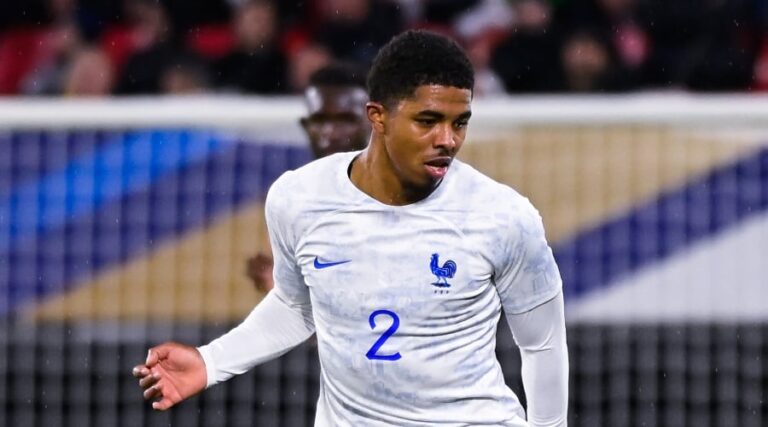 Big blow for a tricolor international