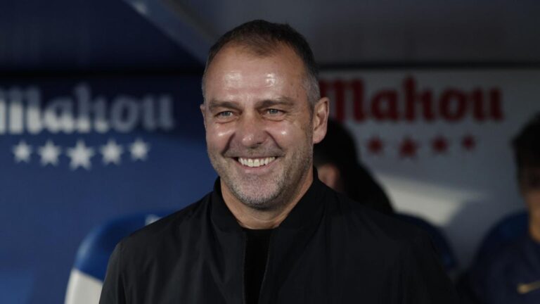 Hansi Flick will extend with Barcelona