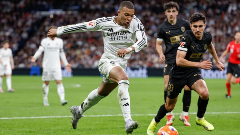 LIGA: Crucified by Valence, Real Madrid leaves an opportunity in gold at FC Barcelona!