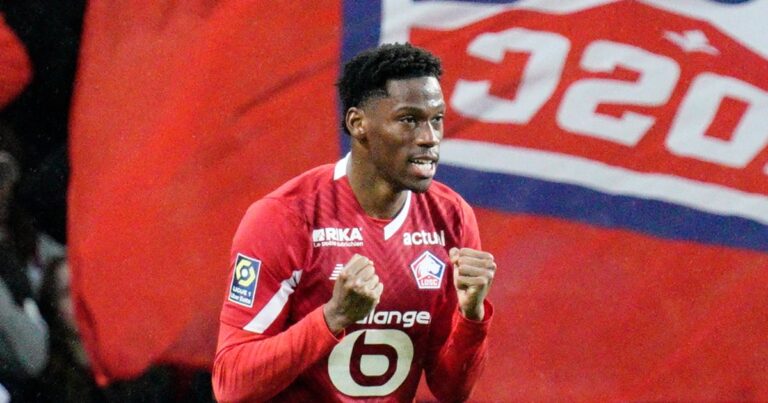 LOSC hangs the right wagon