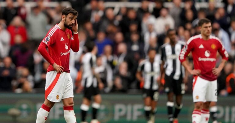 Man utd humiliated before Lyon