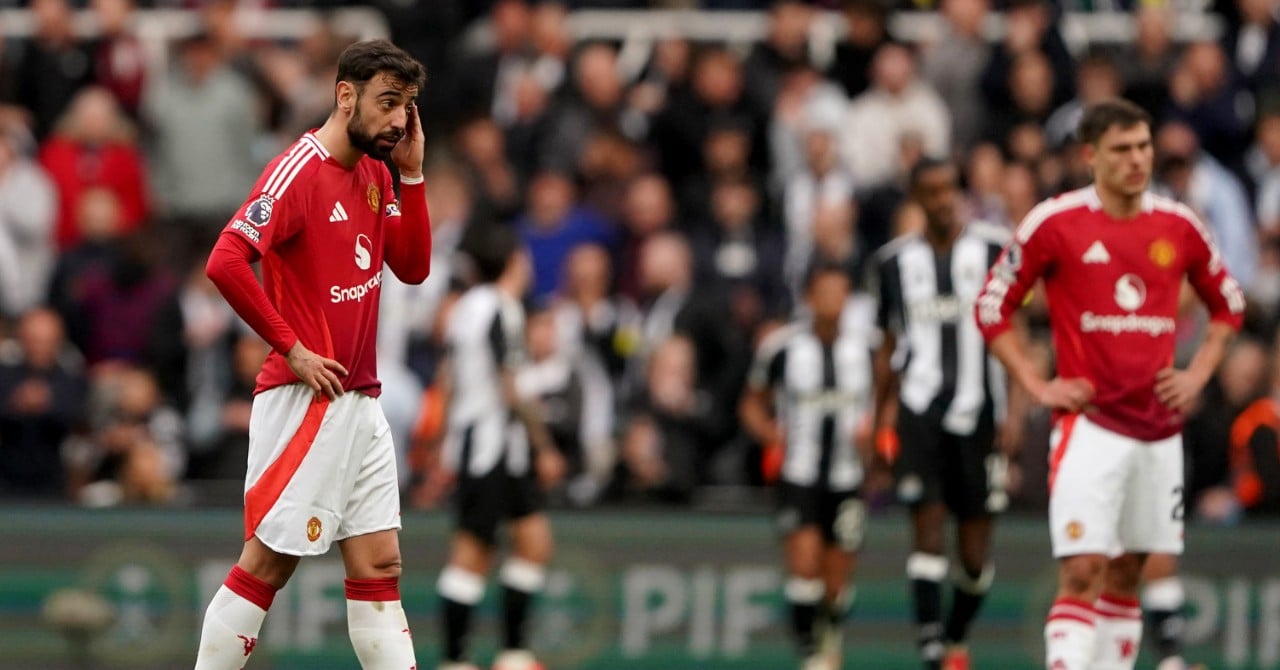 Man utd humiliated before Lyon