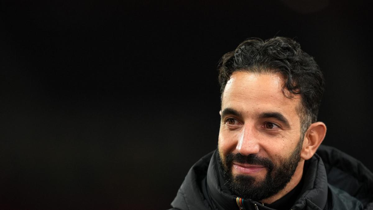 Manchester United is about to complete a first recruit at € 73 million!