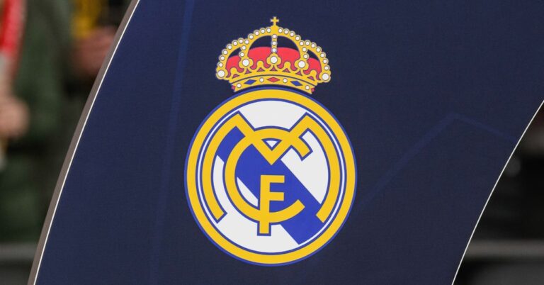 Minute of silence at Real Madrid