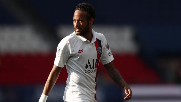 Neymar refused a stratospheric offer from Real Madrid