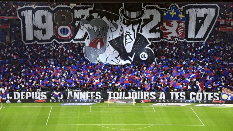 OL: supporters deploy an anti-PSG banner and insult Nasser al-Khelaïfi