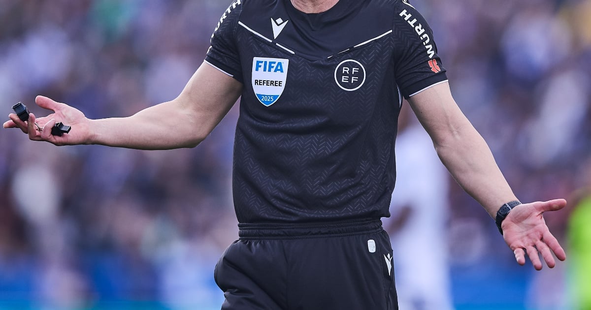 The FFF flies to the aid of the referees