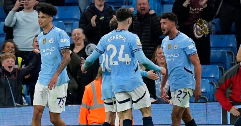 The right stroke of Manchester City
