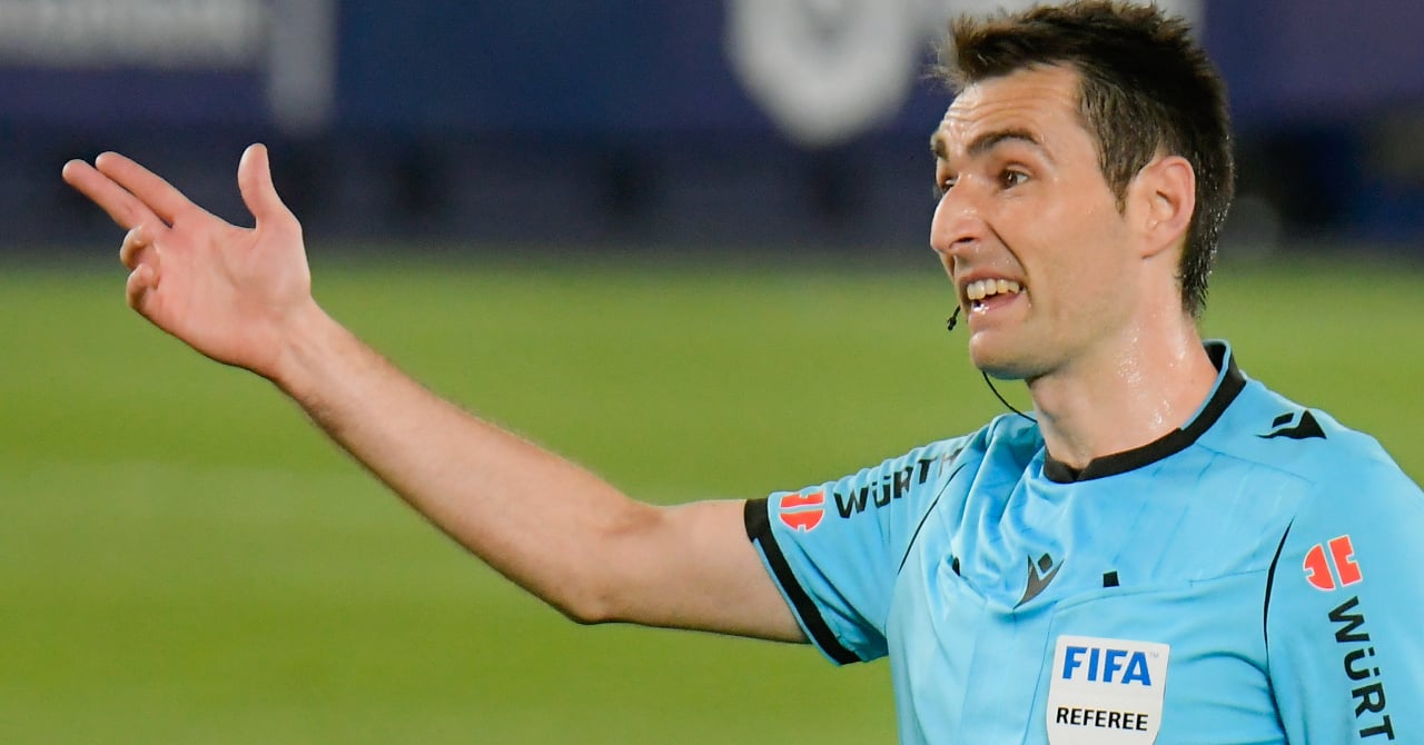 Video-controversy before Real-Barça: the referee cracks publicly under pressure