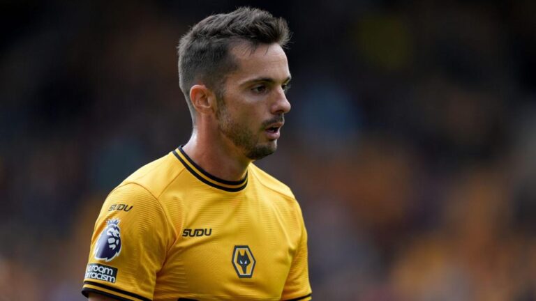 Wolverhampton: The sublime free kick of Pablo Sarabia!