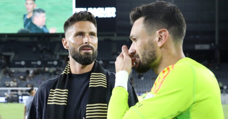 Official for Lloris and Giroud!