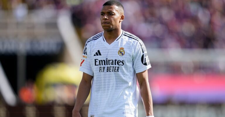 Upset, Kylian Mbappé speaks!