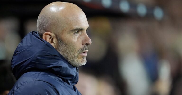 Chelsea about to afford a new striker?