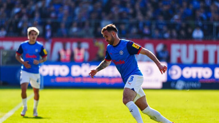 BL: Kiel beats Augsburg and still dreams of maintenance
