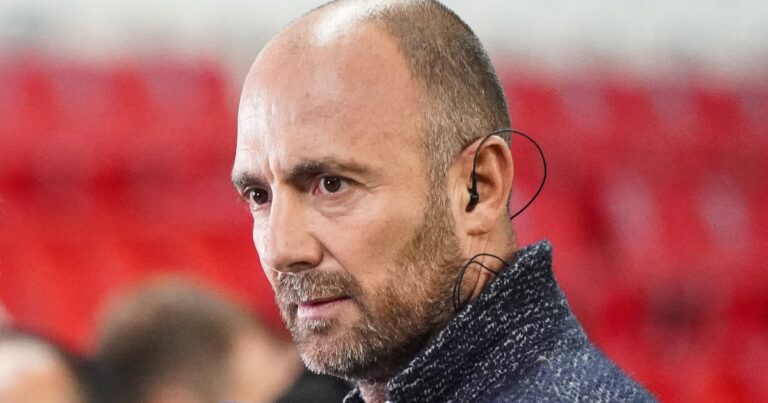 Christophe Dugarry dismissed, it's official!
