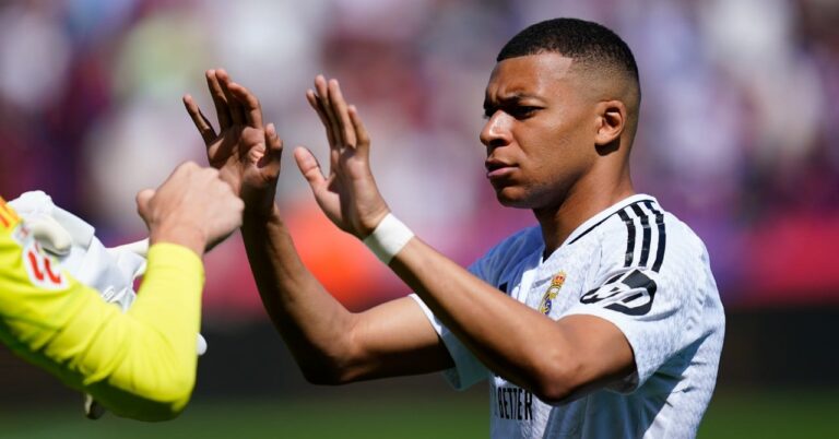Kylian Mbappé, it's done!