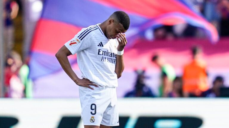 Kylian Mbappé, it's official!