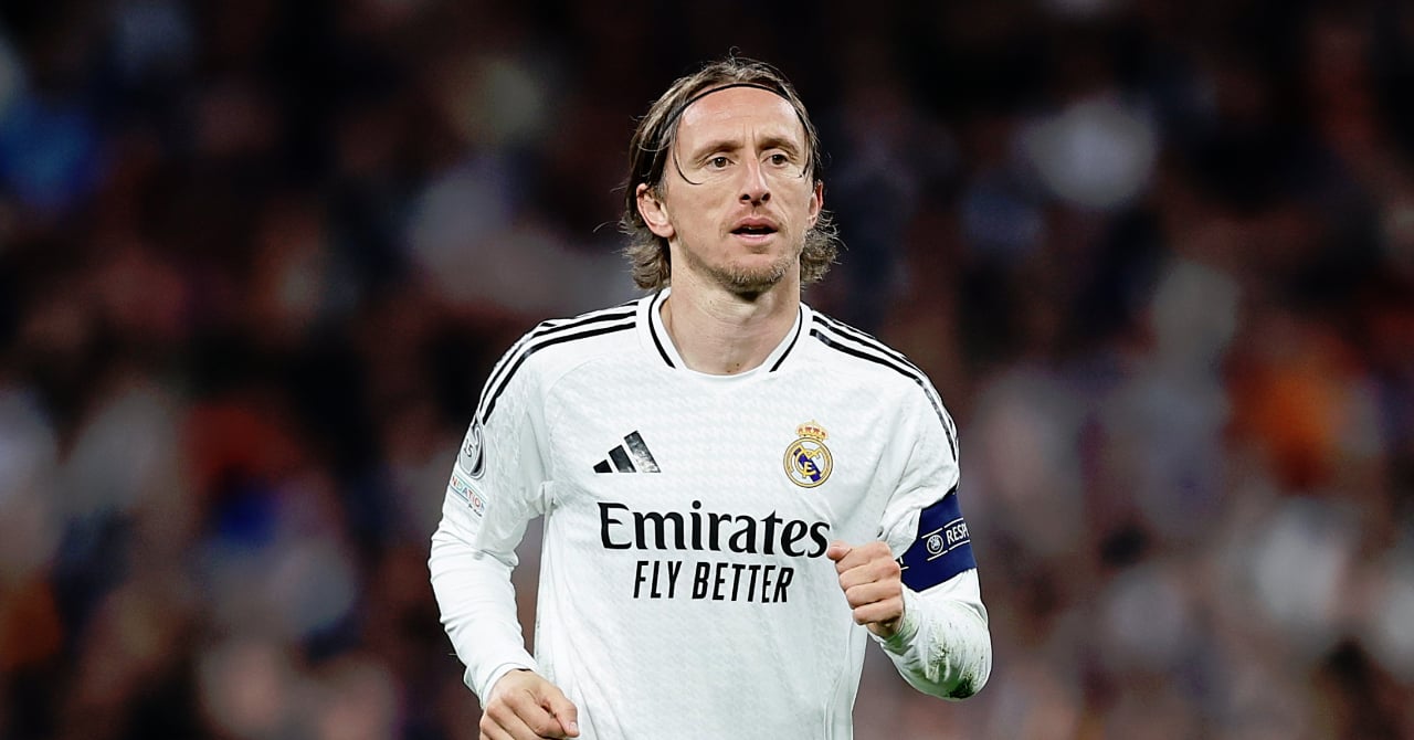Luka Modric, a page turns