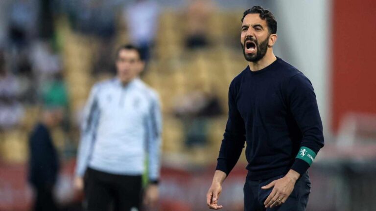 Manchester United: Rio Ferdinand supports Ruben Amorim