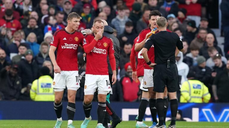 Manchester United announces three starts