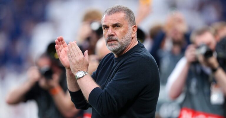 Mercato: a renowned coach will replace PostCoglou!