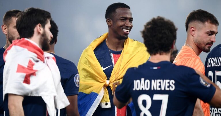 PSG: Pacho is "very happy"