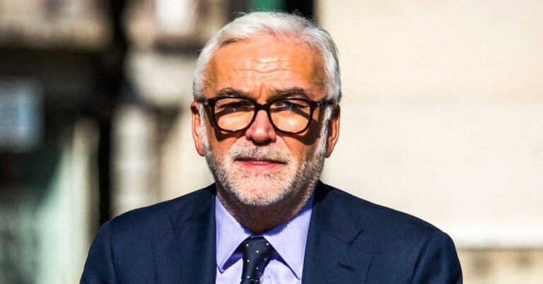 Pascal Praud, his former columnist wants to "Charrier les Marseillais"