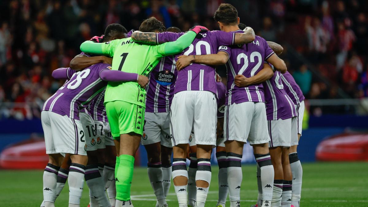Ronaldo sells Real Valladolid