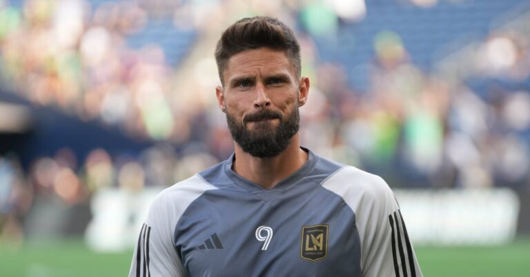 Olivier Giroud, Tribute and emotion