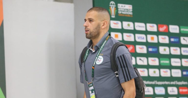 Algeria: The player targeted by Slimani is ...