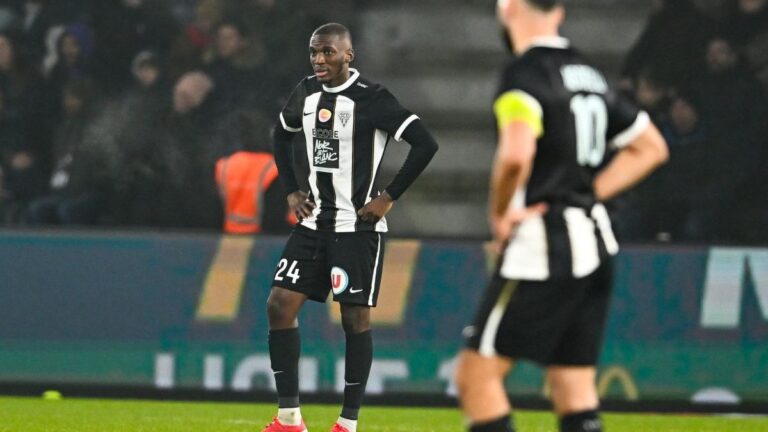 Angers: Betis, the PSV and Gladbach on the Emmanuel Biumla sensation