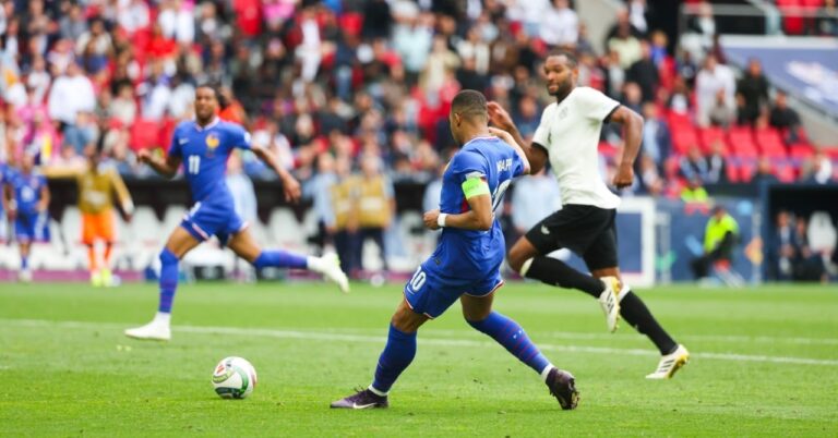Boosted by Mbappé, the Blues reassure (a little)