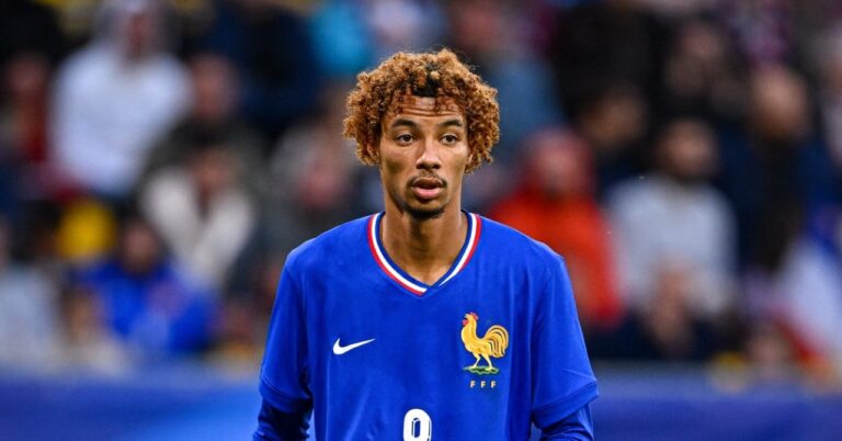 Hugo Ekitike, it's official