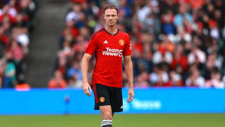 Jonny Evans retires and finds a position in Mu