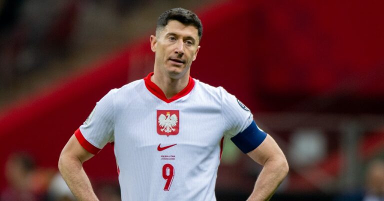 Lewandowski says stop!