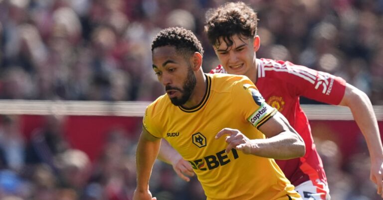 Manchester United offers a Brazilian international