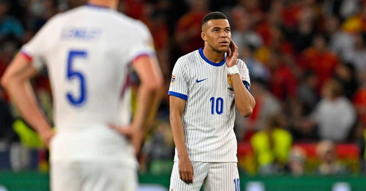 Mbappé, the controversial gesture