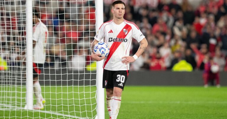River Plate-Urawa Red Diamonds: Streaming, TV and Compos