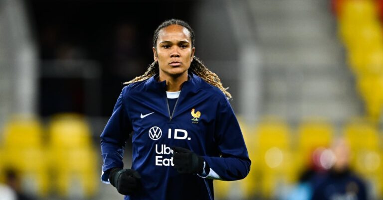 Bleues: Wendie Renard settles her accounts with Bonadei